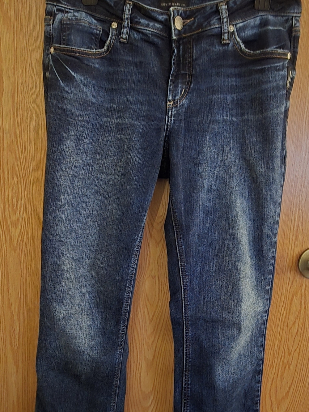 Silver Jeans Women's Slim Bootcut in Faded Dark Blue 29x33